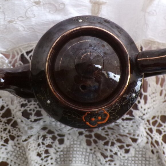 Vintage Japanese Red Ware Hand-painted  Teapot - Picture 4 of 13